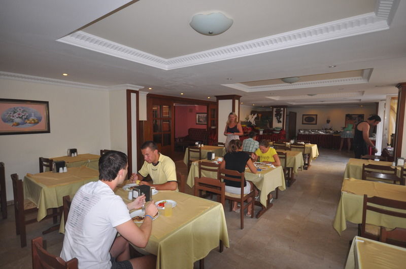 Sun Maris City Hotel Marmaris Bagian luar foto