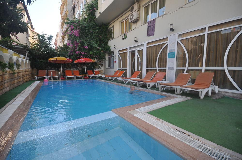 Sun Maris City Hotel Marmaris Bagian luar foto